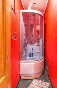 Fancy private students rooms- late check out