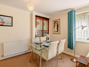 2 Bed in Sawmills PK934