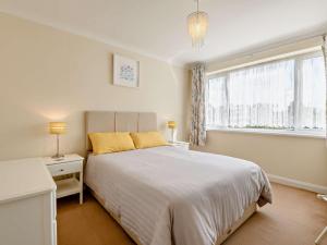 2 Bed in Sawmills PK934