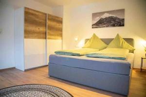Ferienwohnung im Allgäu-sonnigen Balkon und Alpenpanorama, 5 min zum See