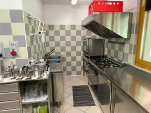 Lunga Via Delle Dolomiti img96