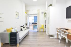 Apartamento Atarazanas Málaga Centro Histórico - 4-звездочные отели в городе Малага