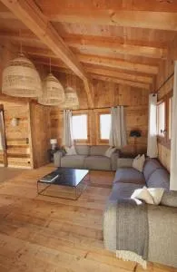 CHEZ NONNA - Charmant demi-chalet à la montagne - Excoffonière