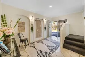 Town Studio - Oruanui