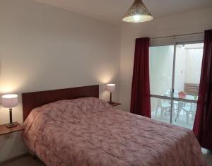 AMPLIO DEPARTAMENTO EN PLANTA BAJA