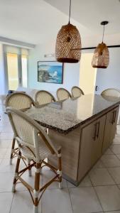 Cimarron Suites Playa Parguito