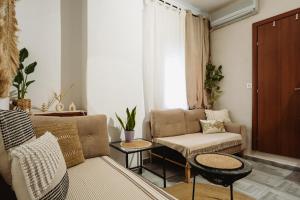 Floret Apartment