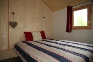 Campings Camping La Ribere : photos des chambres