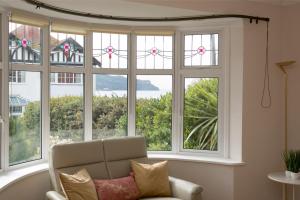 The Cottage on the Beach - Sleeps 7 - Large Garden