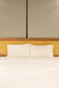 Lanha Hotel - Homestay