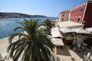 Apartments and Rooms Jospino