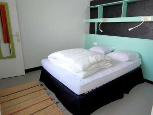 Maisons de vacances Maison Familiale de Charme a 300m de la Plage - Saint Jean de Monts, 6 Pers, Wifi Gratuit - FR-1-323-408 : Maison de Vacances