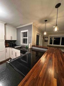 New Beach Cabana with Mini Golf