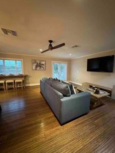 New Beach Cabana with Mini Golf