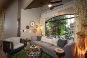 Villa Palmeras with jungle views pool near MA