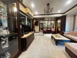 曼谷独栋Lat Phrao精品别墅