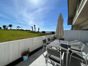 Beachfront Luxury Escape AC & Tesla charger - سولانا بيتش