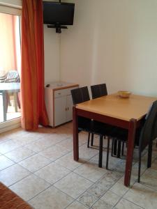 Appart'hotels Mer et Golf : Studio - Côté Cour