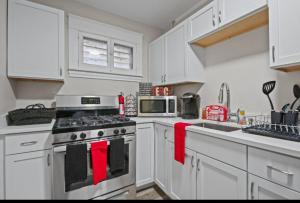 St Paul Fry Street Den Office Suite