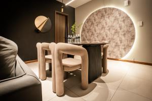 K Avenue by CAIRO