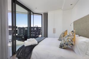 The Cosmo Luxury Suites by Totalstay