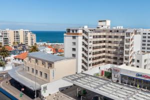 The Cosmo Luxury Suites by Totalstay