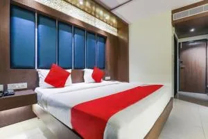 Hotel Sri Capital Residency - Kondapalli