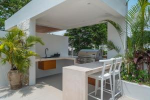 Dreamscape Haven - Heavenly 2BR Villa with Rooftop in Pererenan!