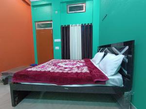 Hotel O Home Sambhu Homestay