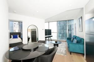 Brand NEW Modern Luxury Lvl 37 Home in the Clouds