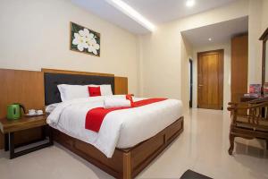 RedDoorz Premium @ Jalan Cengkeh Malang - 3hvězdičkové hotely ve městě Malang
