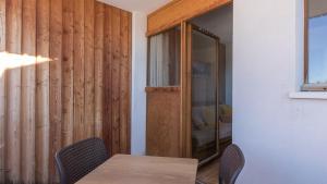 A1519 Etoiles D Orion- Studio 4 pers