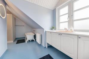 Høloftet - Charming Vacation Apartment On The 1St Floor Of Hawbakken