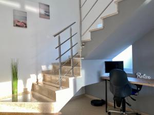 Modern and spacious 3-bedroom apartment with balcony & garden near beach