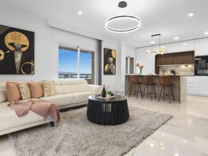 Vistas al mar en el centro de Puerto Banús 3 4H