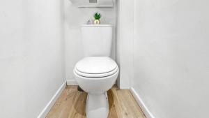 Maisons d'hotes COLOC PASTEUR - Belle colocation de 3 chambres - Hypercentre - Proche Gare et Tram - Wifi gratuit : photos des chambres