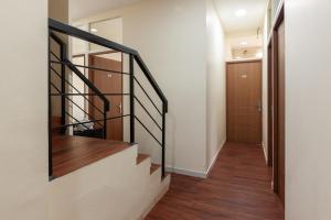 Urbanview Hotel Ellegan Residence Alam Sutera Serpong