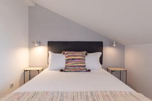 Contemporary Lisbon Apartment in Historical Chiado