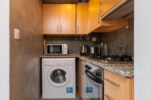 Contemporary Lisbon Apartment in Historical Chiado