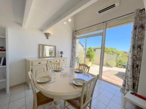 Agréable maison avec terrasse et piscine collective -6PQ32