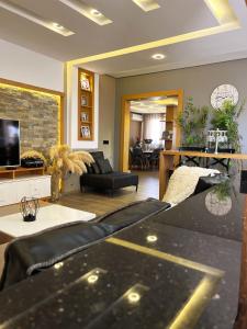 Log. standing complet 180 m2