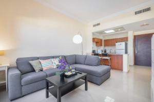 New Listing - Pool & Beach View - Czechin - RAK