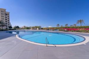 New Listing - Pool & Beach View - Czechin - RAK