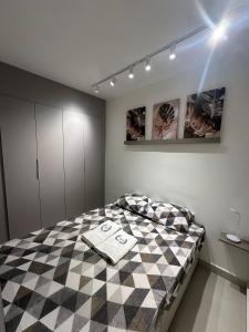 Studio com ar e varanda bairro São Mateus