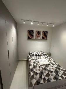 Studio com ar e varanda bairro São Mateus