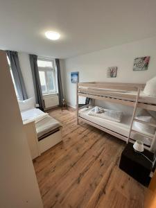 Apartment BERNSTEIN ruhig, familienfreundlich mit Garten
