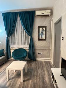 M&L downtown apartment