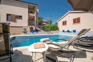 Villa Giovanni Maria by Briskva