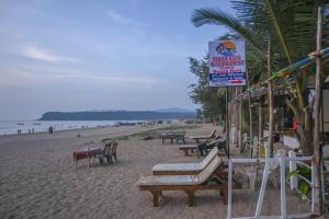 Kashinath Beach Huts- Beach Front