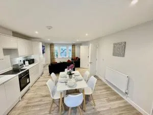 Immaculate 3BR home/freeparking - Oare